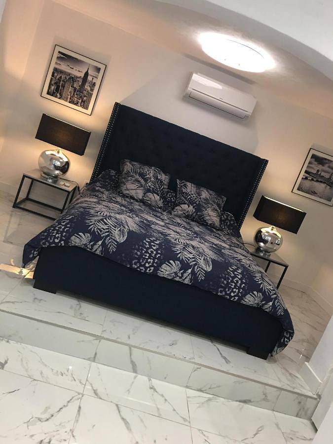 Location de vacances pour 2 personnes, avec jardin et jacuzzi à Brue-Auriac - 3