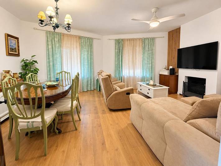Chalet para 8 personas, con Terraza y Jardín además de Piscina y Vistas en Poniente Almeriense