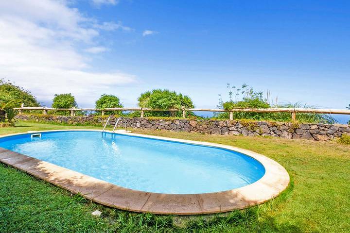 Chalet para 4 personas, con Jacuzzi además de Terraza y Jardín en Santa Cruz de Tenerife - 3