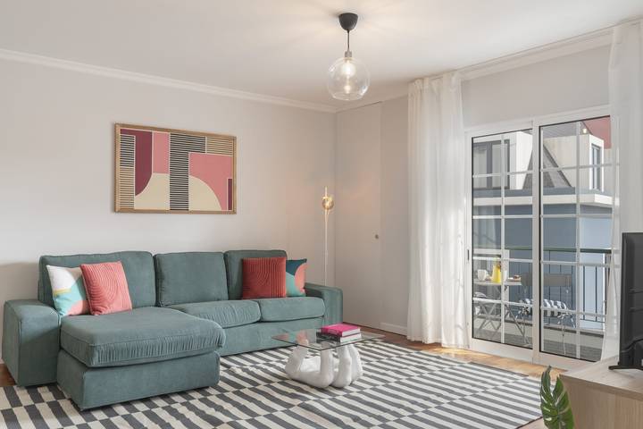 Ganze Wohnung, Im Zentrum, mit Balkon - Santa Cruz I in Santa Cruz (Madeira), Madeira