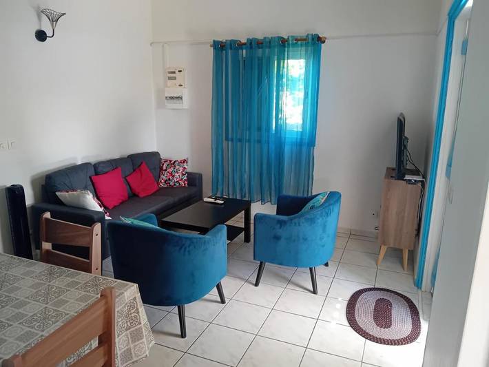 Location de vacances pour 2 personnes, avec vue et jardin dans Port-Louis Guadeloupe - 3