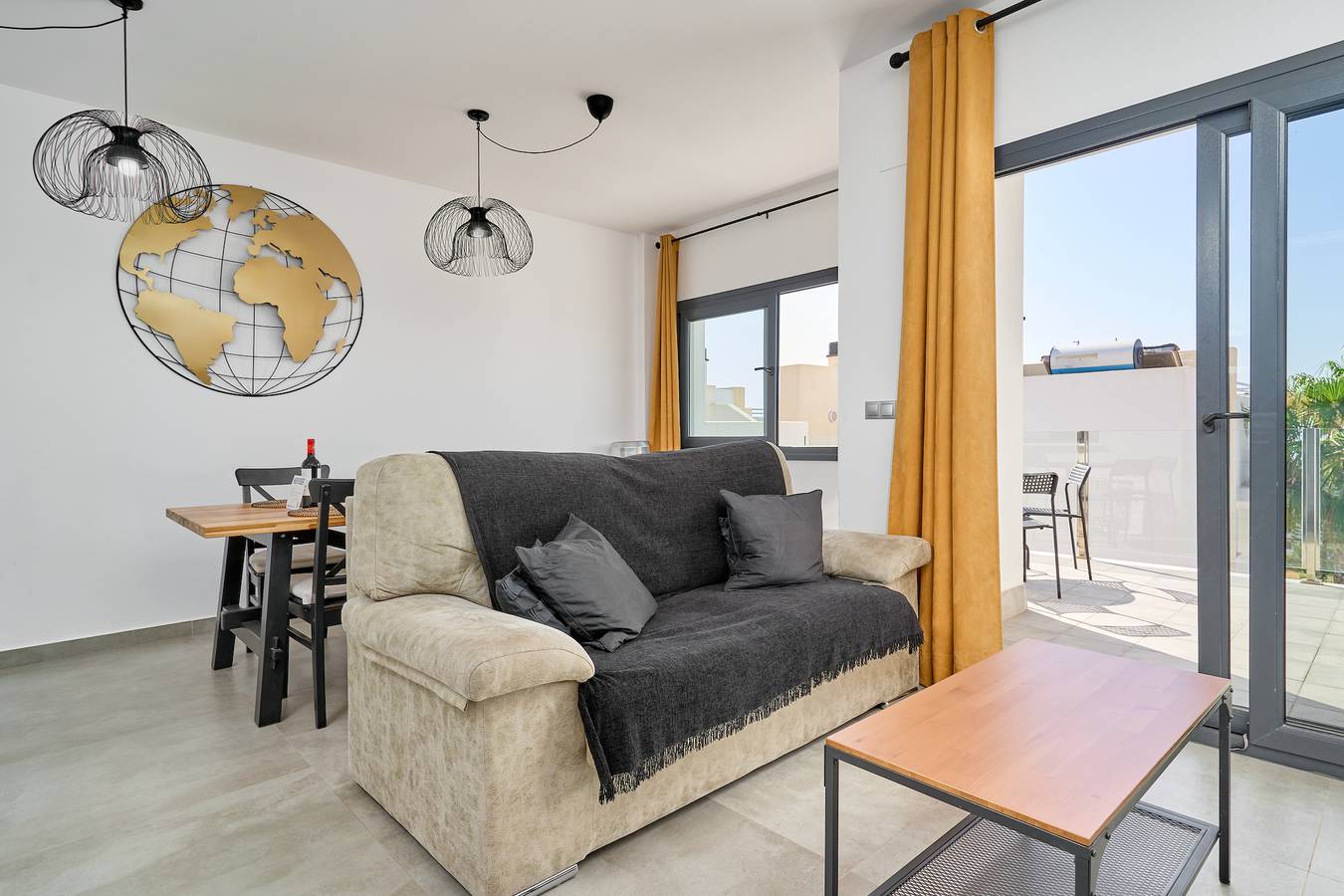 Holiday Home "Capistrano Garden" with Sea View, Terrace, Pool & Wi-Fi in Senorio de Capistrano, Nerja