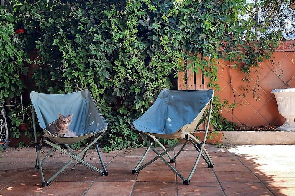 Apartamento entero, Patio Tipique Andalous, à 10 mnt de L'alhambra, Animaux de Compagnie Acceptés in Barrio de la Vega, Monachil