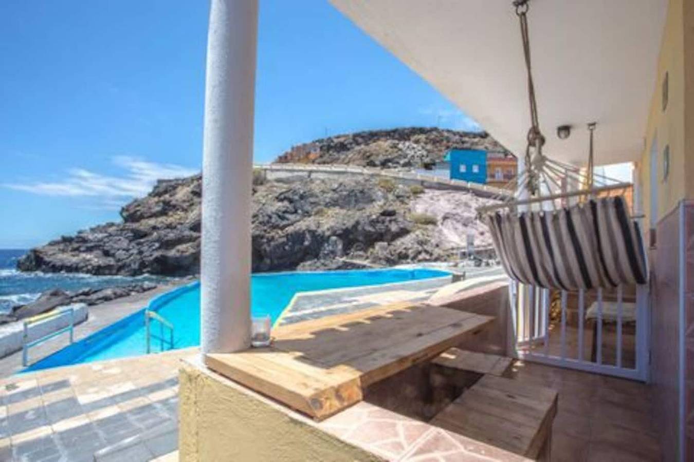 Vacation Home "Casa del mar, un lugar increíble" with Sea View, Terrace & Wi-Fi in Agache, Güímar