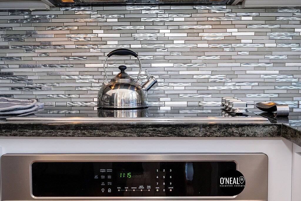 Capitola Village Home with Parking Spot in Capitola, Santa Cruz County