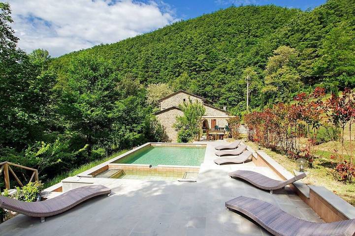 Villa per 15 persone, con idromassaggio e giardino, con animali domestici - 1