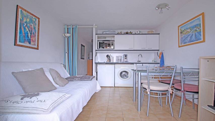 Gîte pour 4 personnes, avec jardin et piscine dans Plage De La Croisette Sainte Maxime - 4