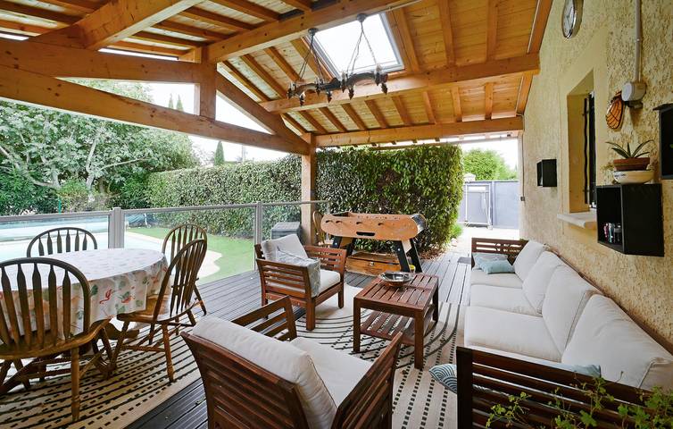 Location de vacances pour 8 personnes, avec piscine et terrasse à Rochefort-du-Gard - 3