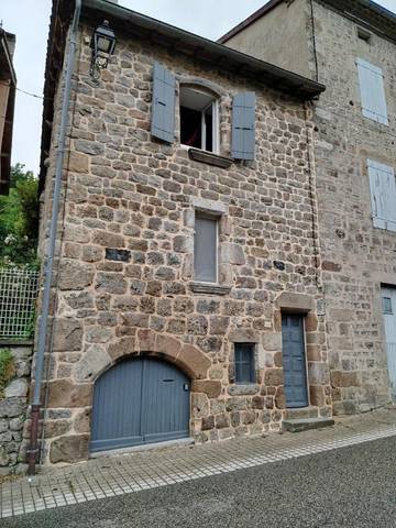 Gîte pour 7 personnes, animaux acceptés à Montpezat-sous-Bauzon