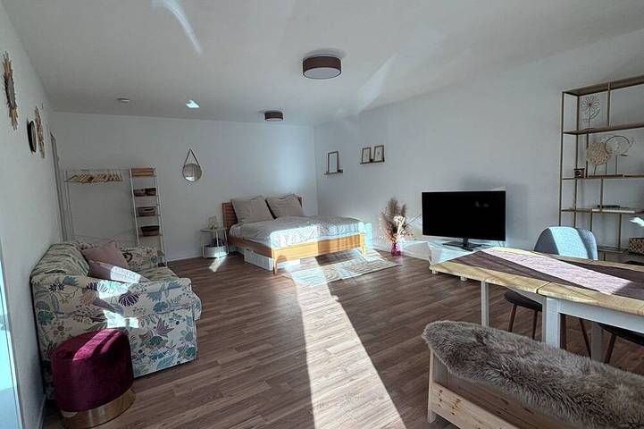 Ferienwohnung für 2 Personen, mit Balkon in Bad Dürkheim