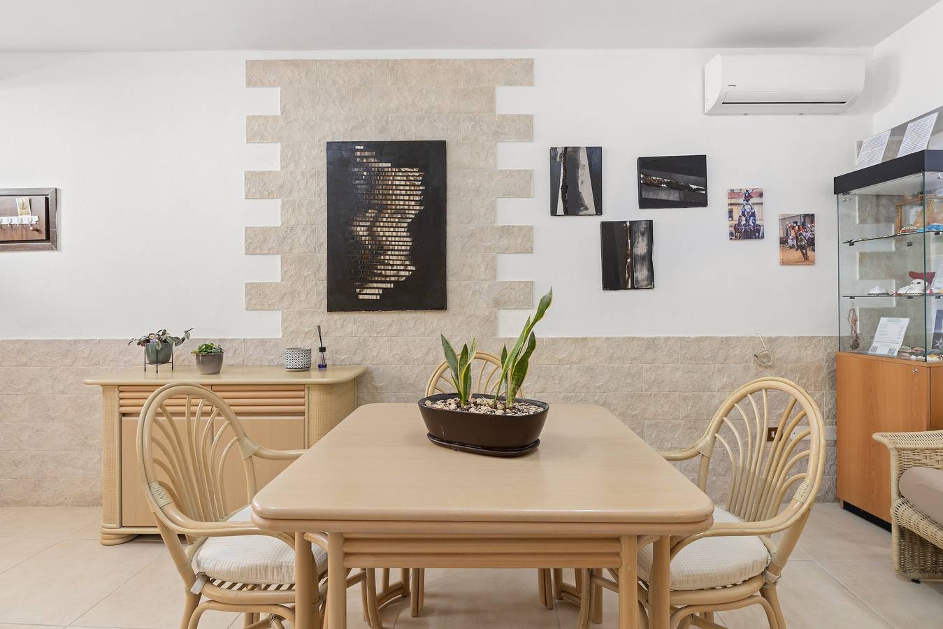 Camera '3' con Wi-Fi e aria condizionata in Oristano, Campidano