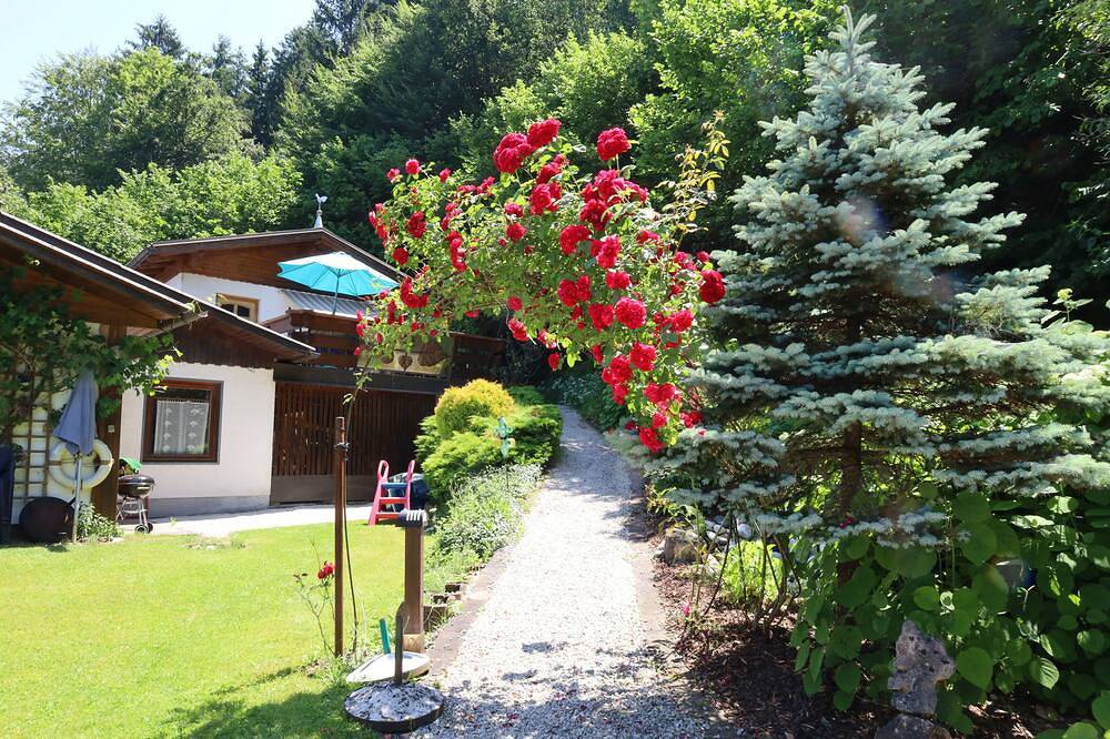 Ferienhaus am Waldrand mit  2 Minuten entferntem Privatbad beim Wörthersee in Velden am Wörther See, Klagenfurt-Villach