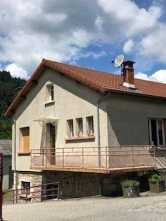 Gîte pour 6 personnes, avec jardin ainsi que vue sur le lac et vue, animaux acceptés dans Saint-Martin-de-Valamas
