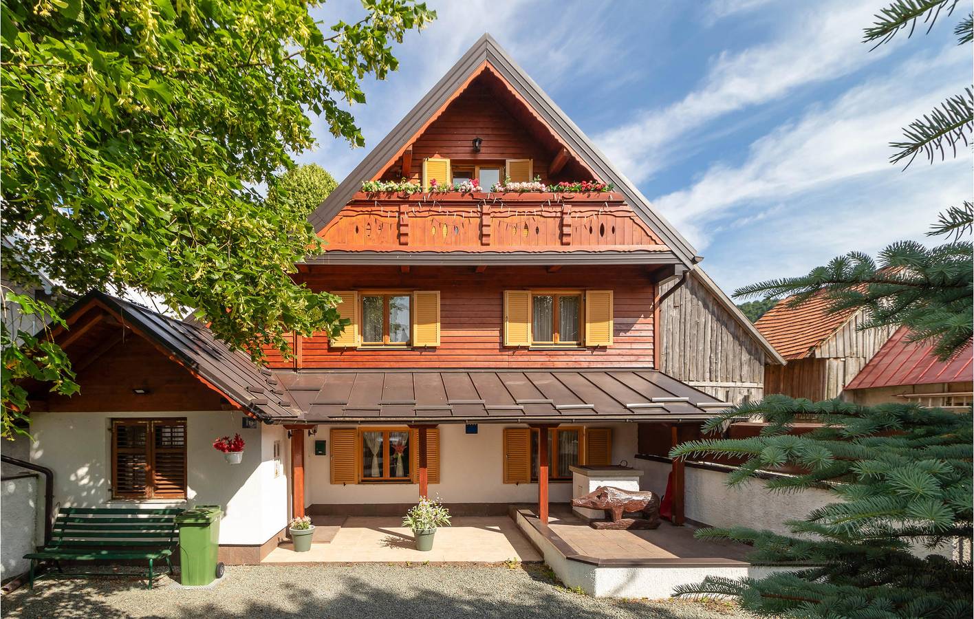 Holiday home for 8 people with terrace in Mrkopalj, Primorje-Gorski Kotar