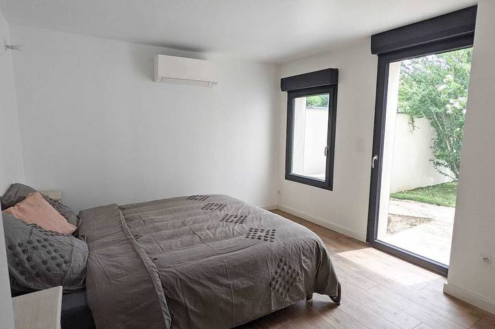 Location de vacances pour 10 personnes, avec jardin et terrasse, animaux acceptés à Colombiers - 4