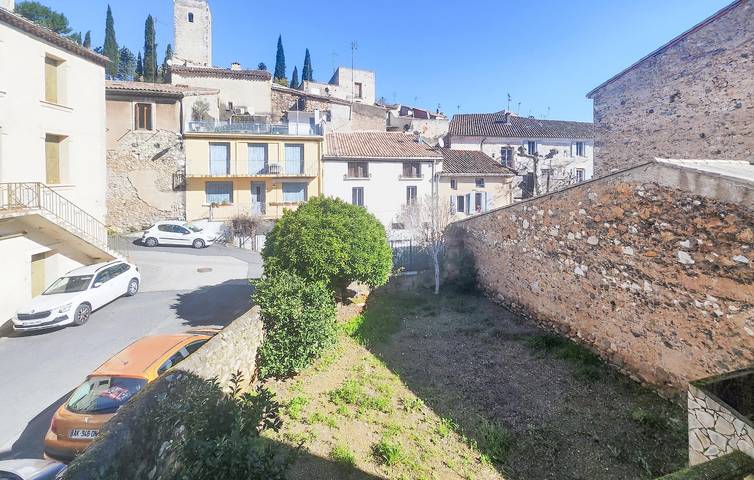 Location de vacances pour 6 personnes, avec terrasse et jardin à Cessenon-sur-Orb - 2