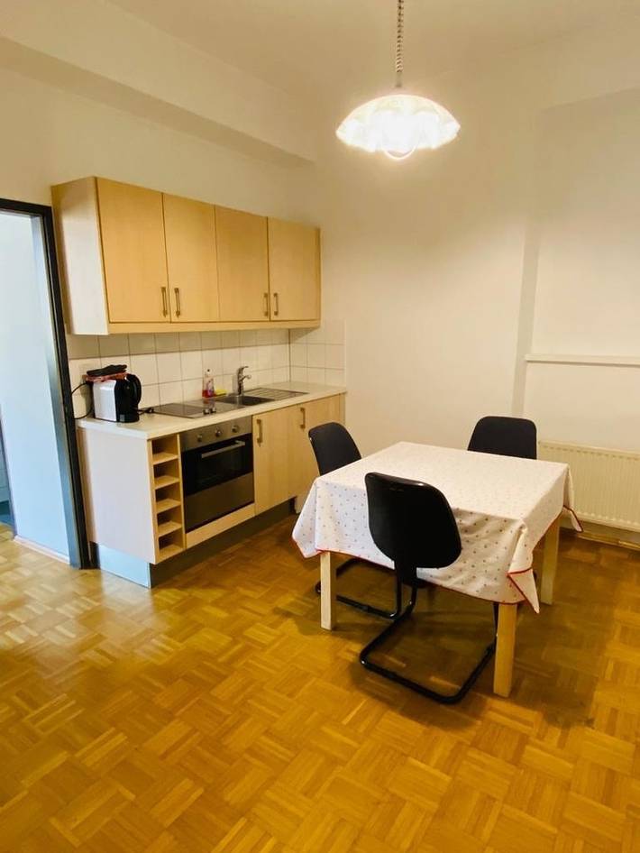 Apartamento vacacional entero, Wohnung im Zentrum, innenhofseitig in Graz, Steirerland