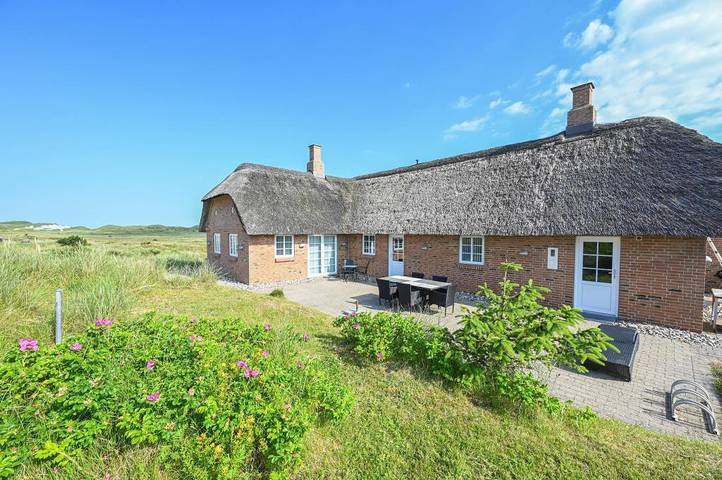 Ferienhaus für 6 Personen, mit Whirlpool und Sauna, mit Haustier in Vedersø Klit