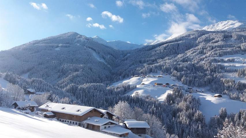 Ferienhaus für 5 Personen, mit Garten und Pool sowie Ausblick, kinderfreundlich in Tirol - 2
