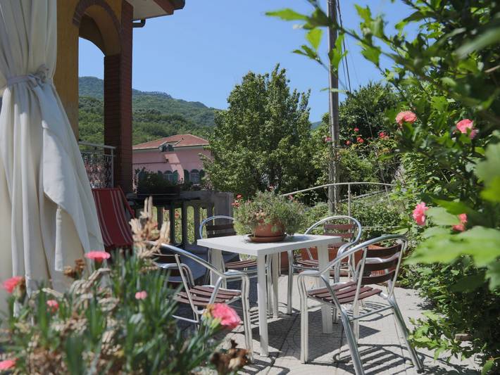 Ferienhaus für 4 Personen, mit Garten und Terrasse