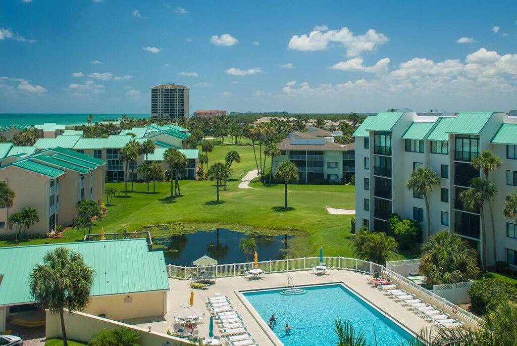 Ganze Wohnung, Luxus Ocean Village Beach Condo mit 5 Sterne Bewertungen mit Wifi und allen Extras in Fort Pierce, Hutchinson Island