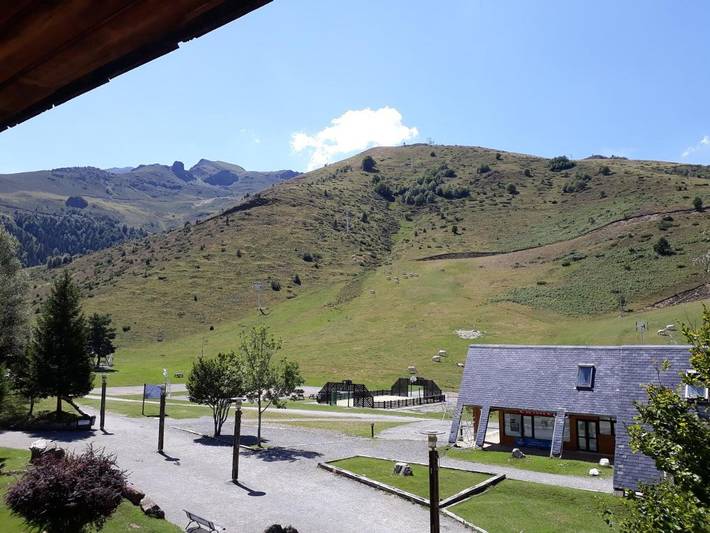 Gîte pour 5 personnes, avec balcon dans Col De Val Louron Azet