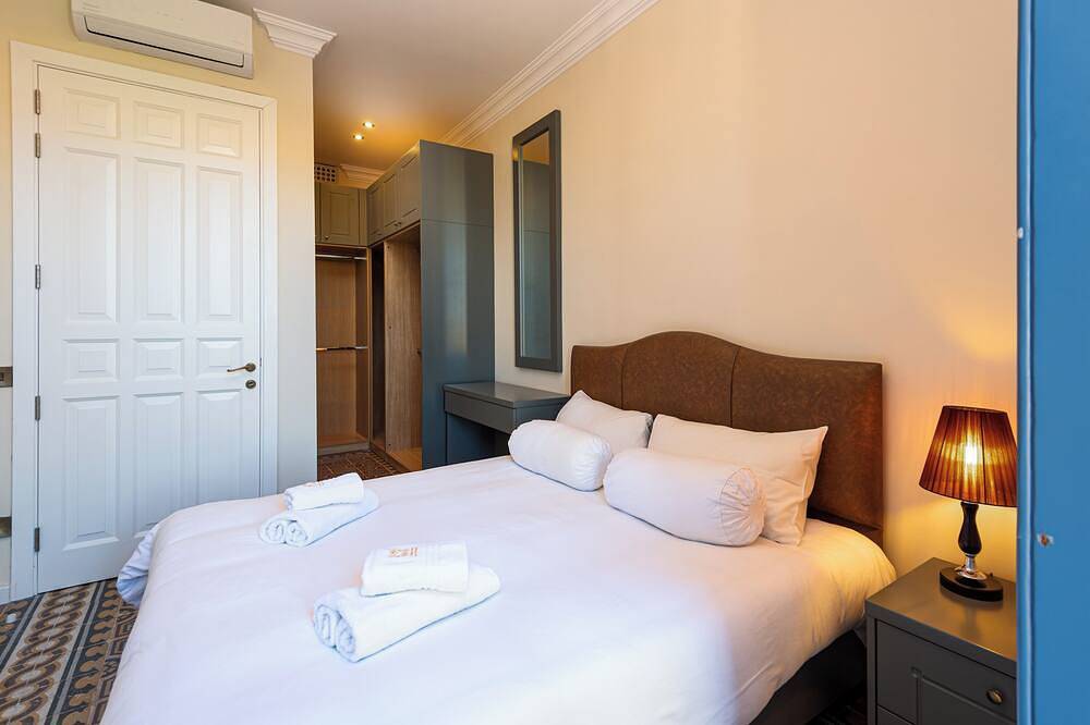Ganze Wohnung, Sea & Square Views 2Br Apartment in the Heart of Valletta in Valletta, Insel Malta