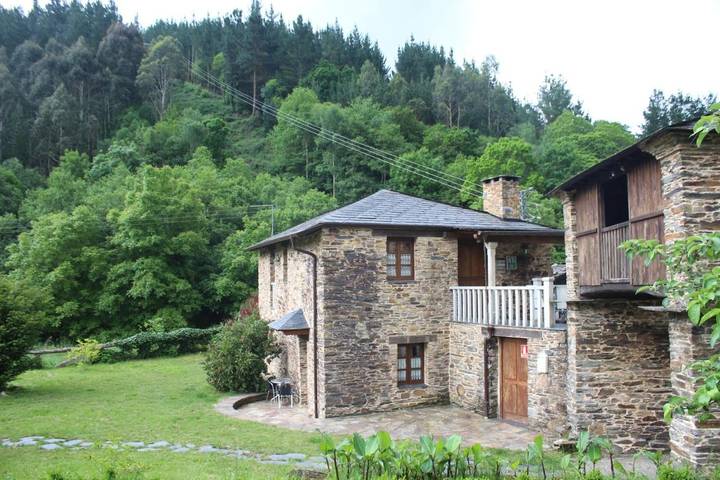 Casa rural para 3 personas, con Terraza y Jardín en Taramundi - 2