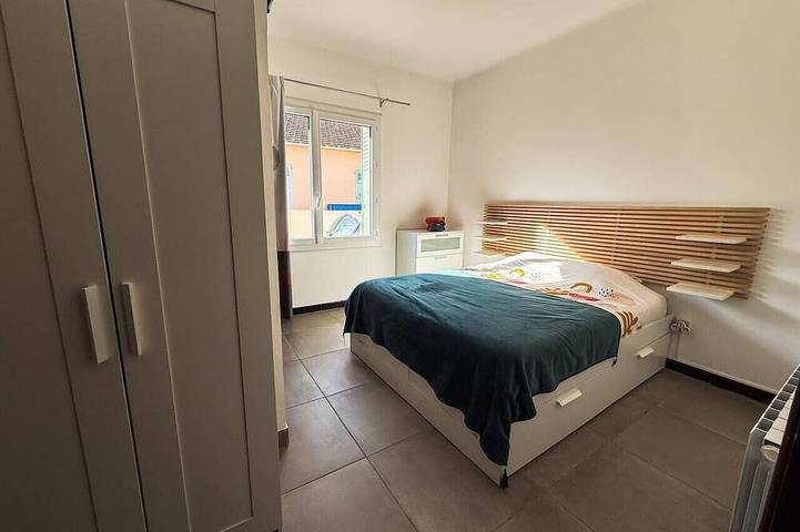 Villa Keromate, air-conditioned villa with natural pool. in Entraigues-sur-la-Sorgue, Vaucluse