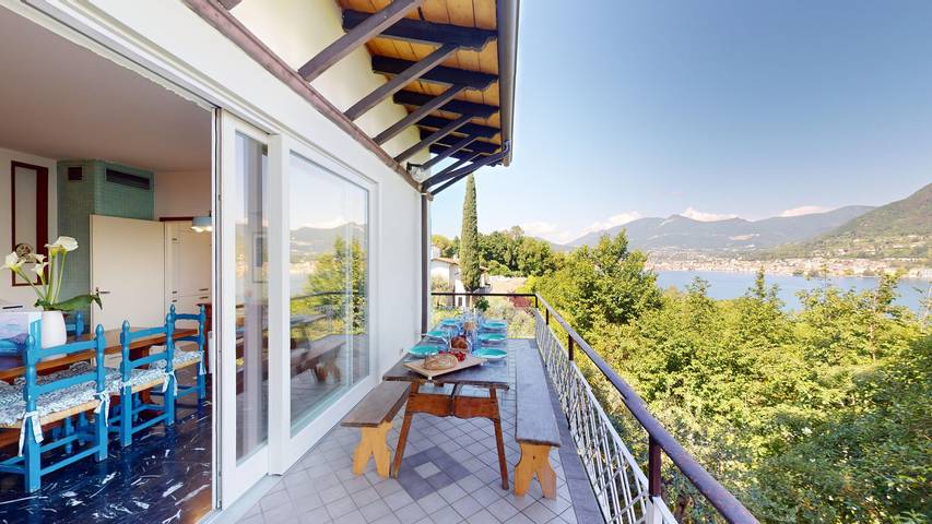 Villa für 6 Personen, mit Seeblick und Garten sowie Terrasse, mit Haustier