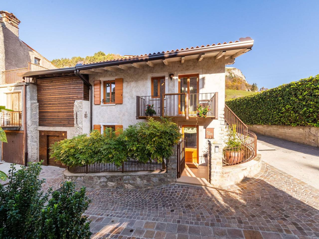 Ganze Wohnung, Wohnung in Voltino mit Garten in Voltino, Tremosine
