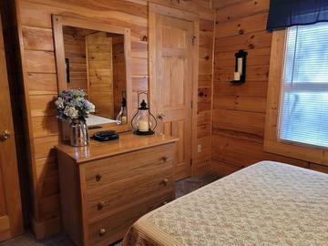 Barn for 13 Guests in Great Smoky Mountains National Park, Tennessee, Picture 2