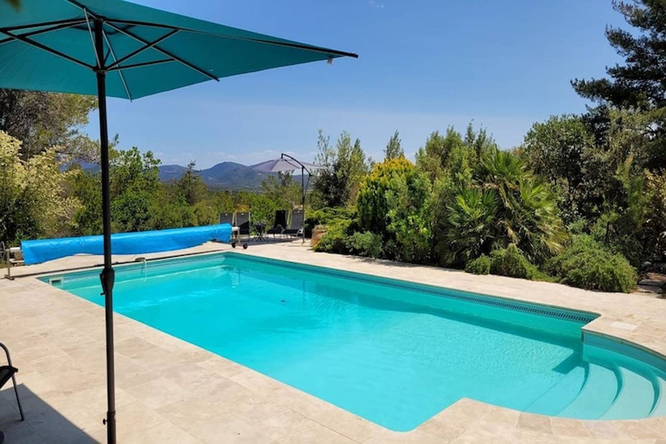 Delightful villa in Prades-sur-Vernazobre with Private Pool in Prades-sur-Vernazobre, Region de Béziers
