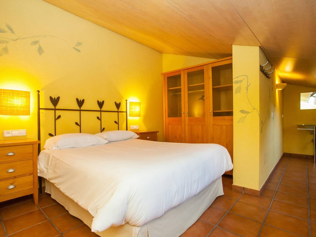 Ganze Ferienwohnung, Ferienwohnung für 2 Personen mit Garten in Girona, Gironès