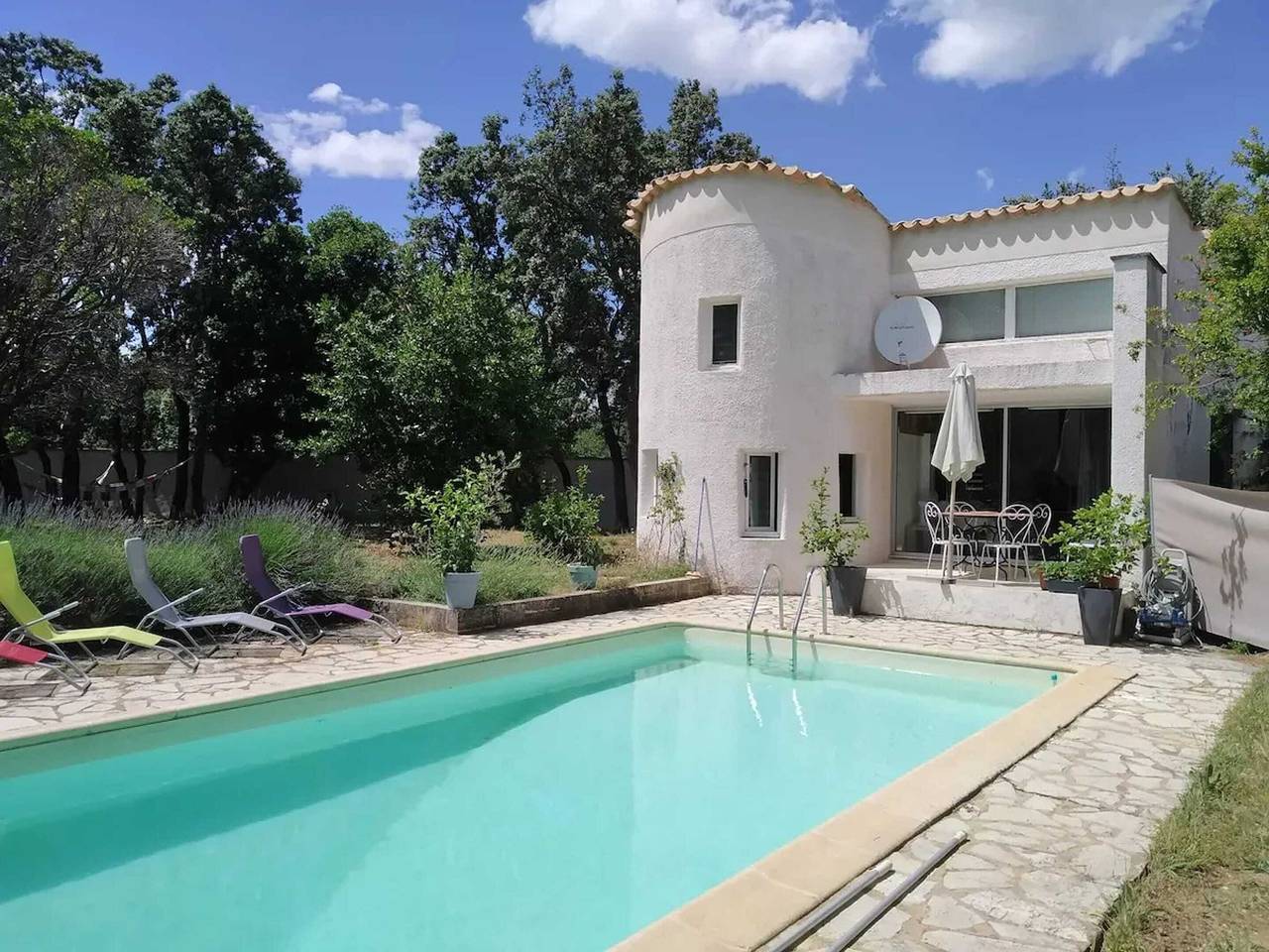 Charmantes Haus in Saint-Siffret + Pool in Saint-Siffret, Nimes und Umgebung