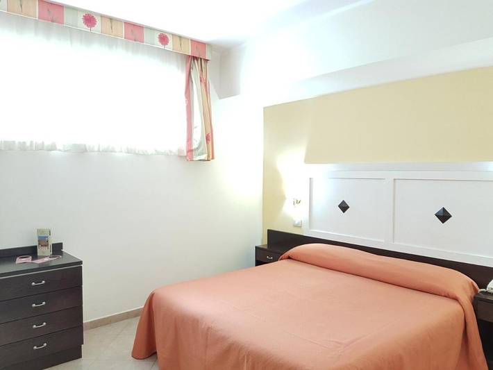 Hôtel pour 2 personnes, avec jardin à Letojanni - 4