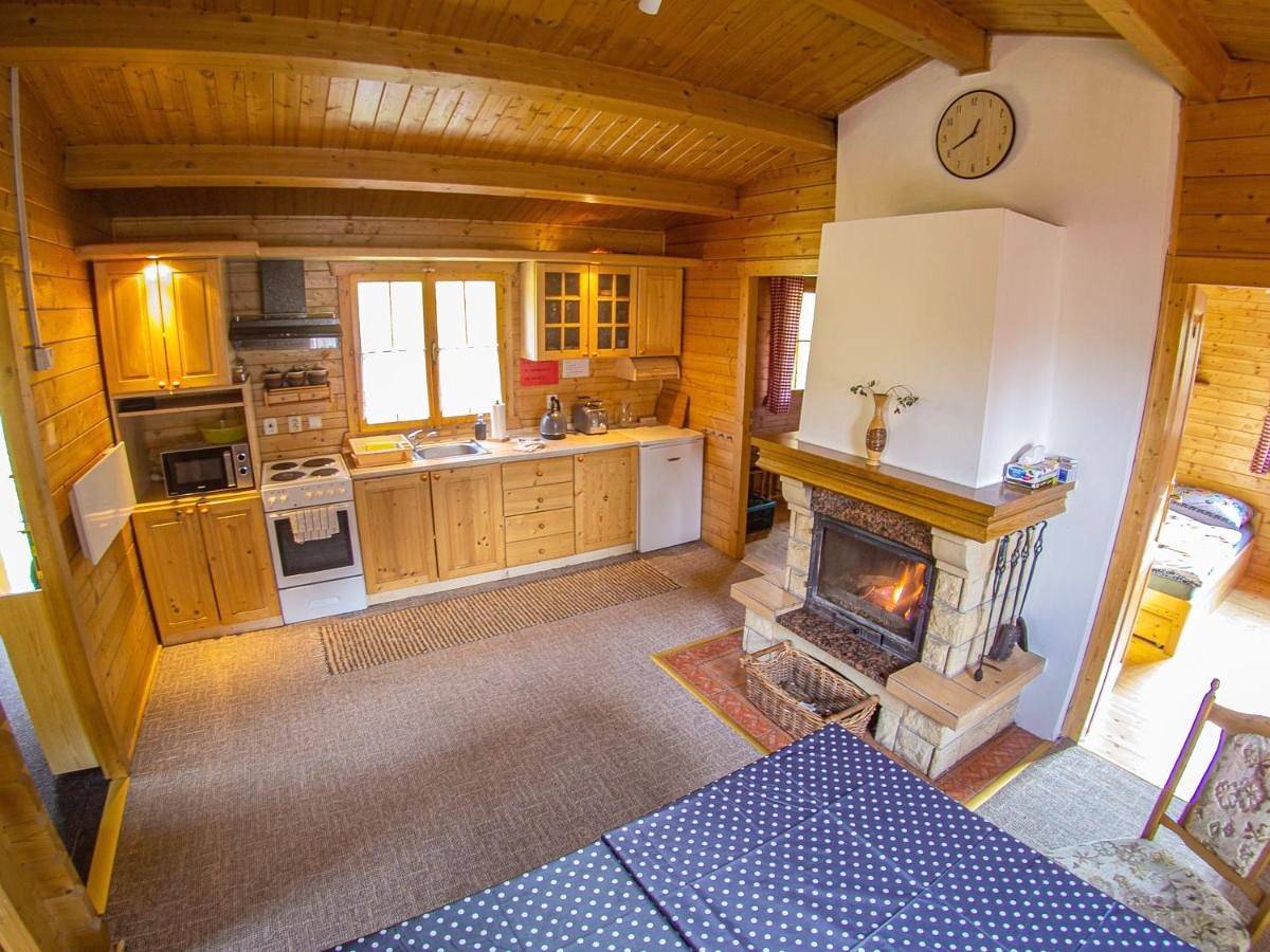 Three-Bedroom Chalet in Oszczadnica, Środkowa Słowacja