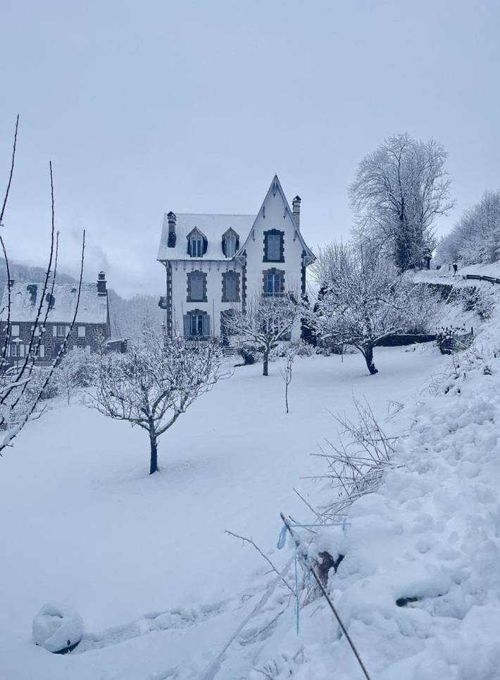Location de vacances pour 2 personnes, avec jardin dans le Cantal - 4
