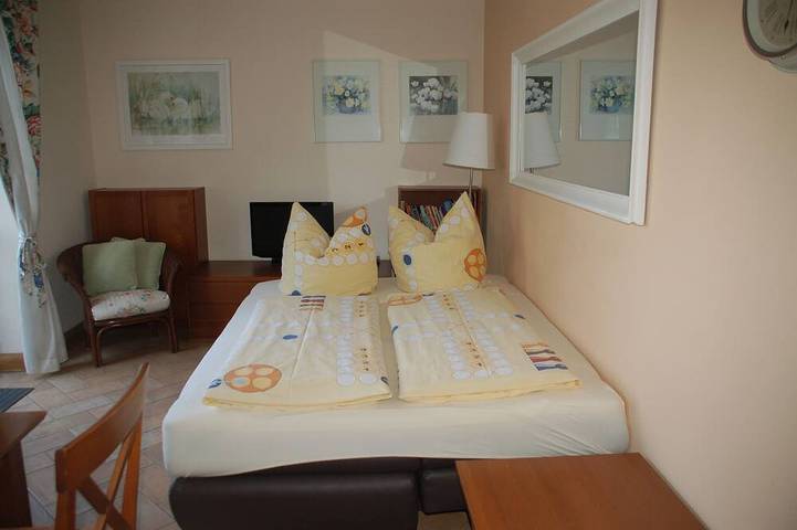 Ganze Wohnung, Mahlstube - Vogtmühle in Roggenburg, Bayerisch Schwaben