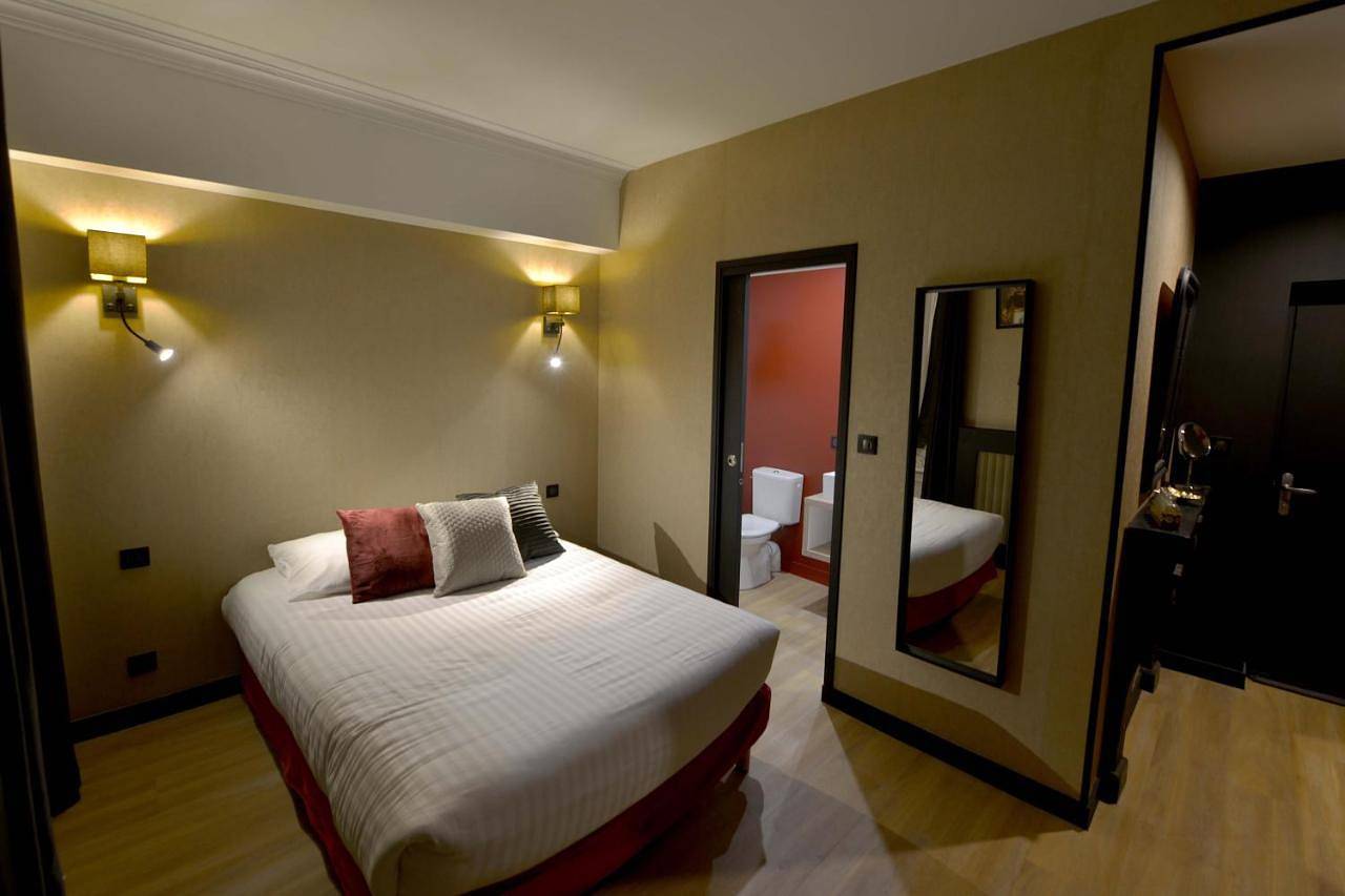 Hôtel Le Tiburon in Cherbourg-Octeville, Cherbourg-en-Cotentin