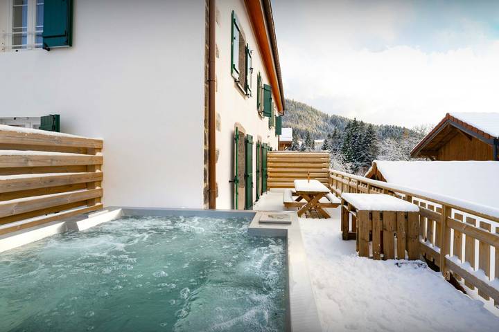 Chalet pour 10 personnes, avec jacuzzi ainsi que jardin et sauna à Gérardmer - 2