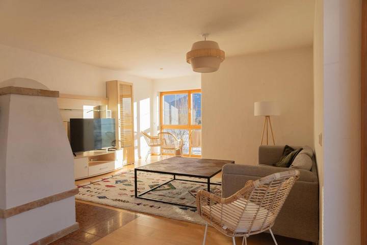 Ferienwohnung für 8 Personen, mit Terrasse und Ausblick sowie Seeblick - 1