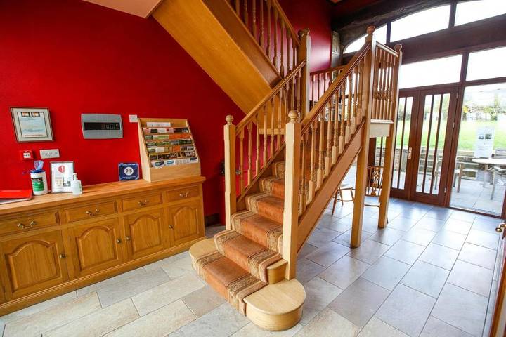 B&b for 2 people, with Terrace and Garden as well as View in Sheffield