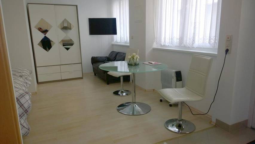 Hotel für 2 Personen, mit Garten, kinderfreundlich in Wiesbaden - 3
