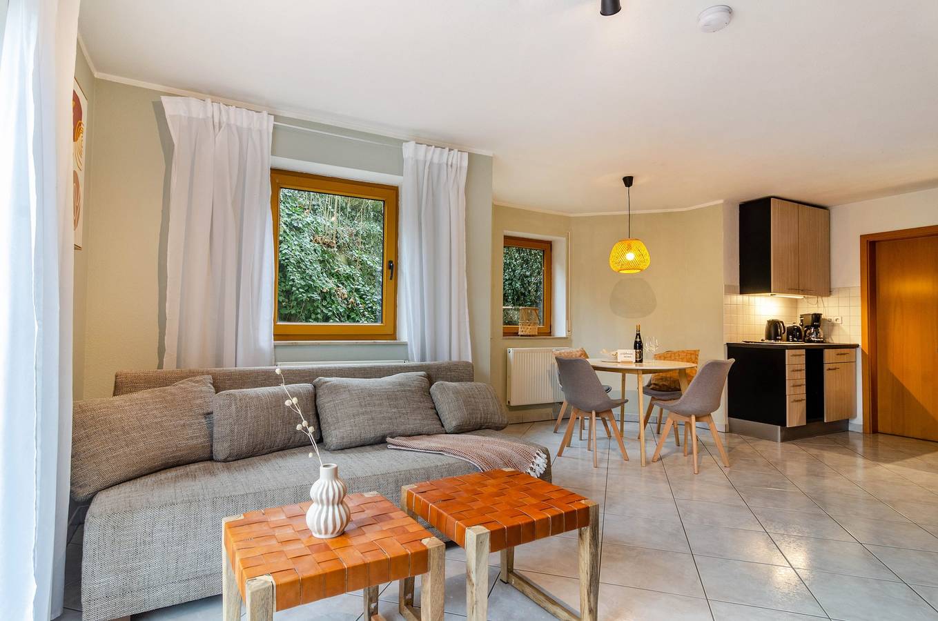 Ganze Wohnung, Ferienwohnung 'Donauliebe' mit Privatterrasse, Gemeinschaftsgarten und Wi-Fi in Sigmaringen, Region Bodensee-Oberschwaben