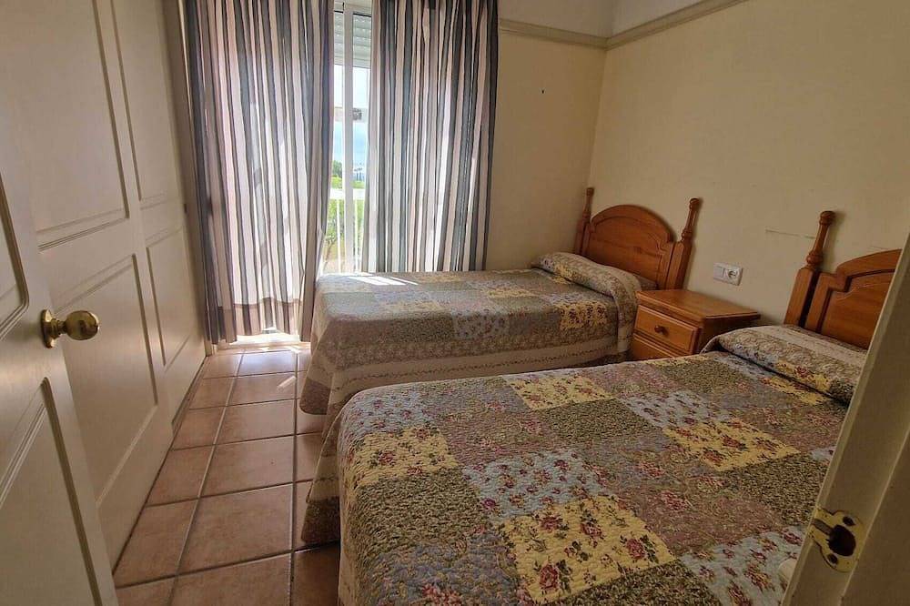 Adosado en Islantilla con Jardìn in Urbasur, Isla Cristina