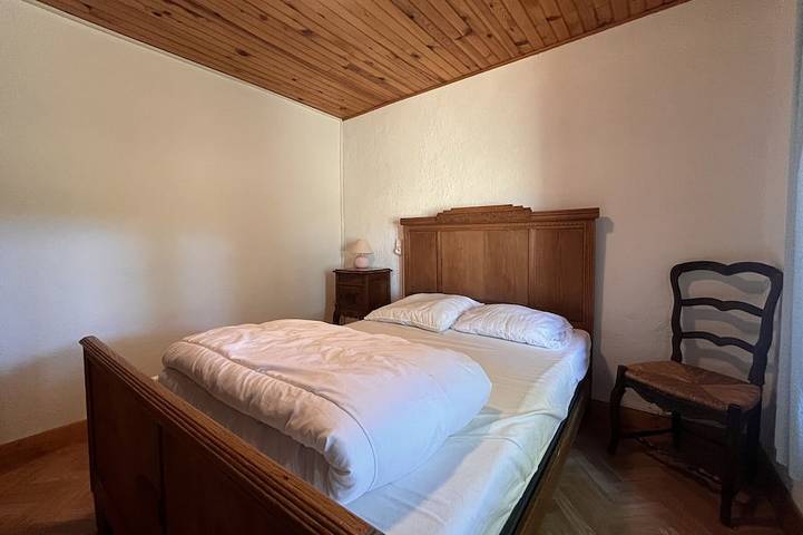 Maison De Campagne Rustique in Chambon-sur-Lac, Regionaler Naturpark Volcans d'Auvergne