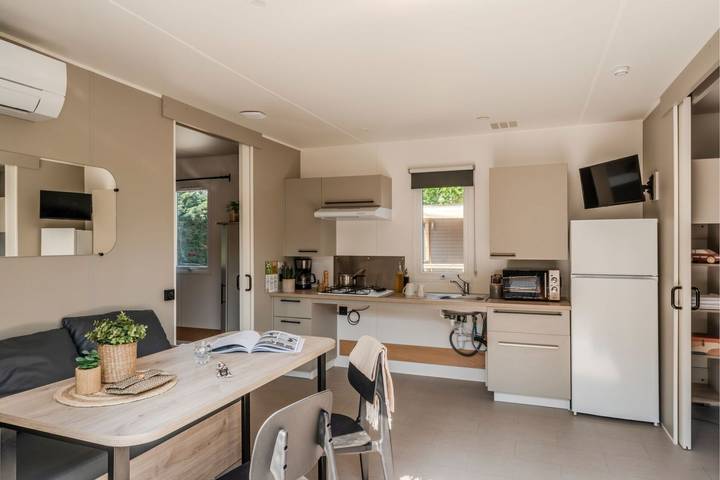 Camping für 4 Personen, mit Pool und Terrasse sowie Garten, mit Haustier in Frejus - 3