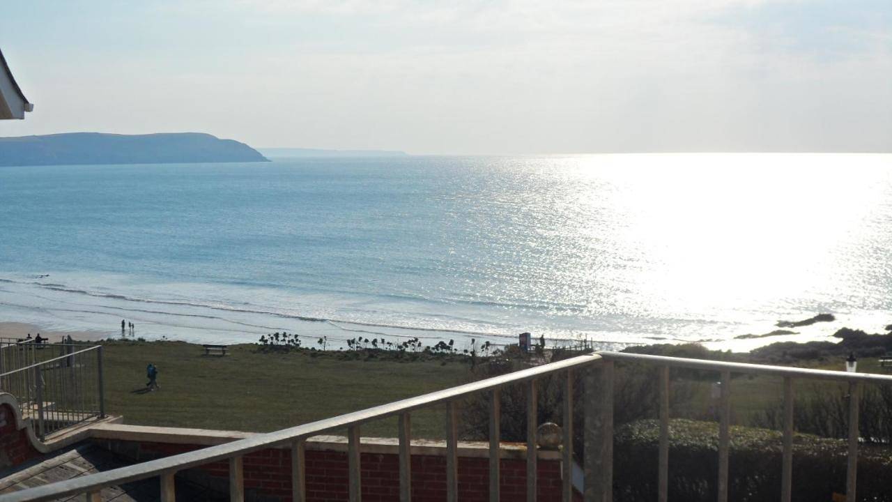 Entire apartment, Two-Bedroom Apartment in Woolacombe, Devon
