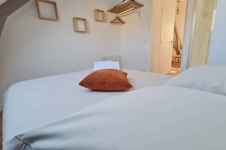 Ganze Wohnung, Le Jaures 5 - T2 - Dernier Etage in Hennebont, Côte des Mégalithes